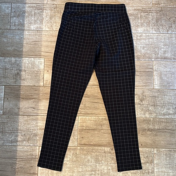 Kay Unger Women’s Black Grid Pattern Pants - Picture 3 of 3